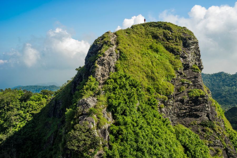 A Quick Tour of Naic, Cavite, Luzon, Philippines - Pico de Loro