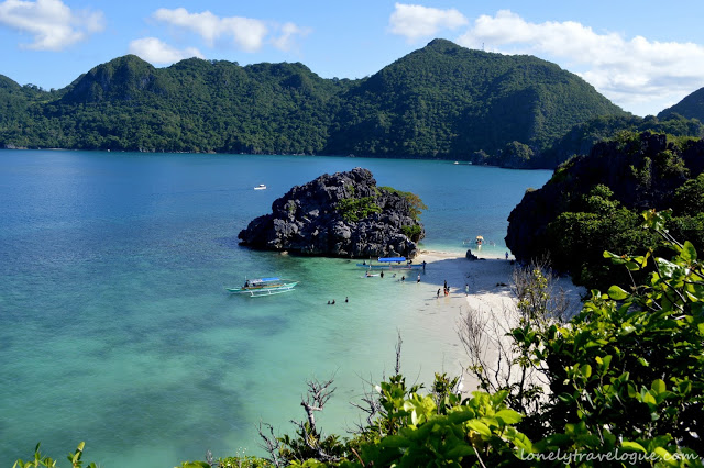 Bicol’s Gem: Caramoan Group of Island